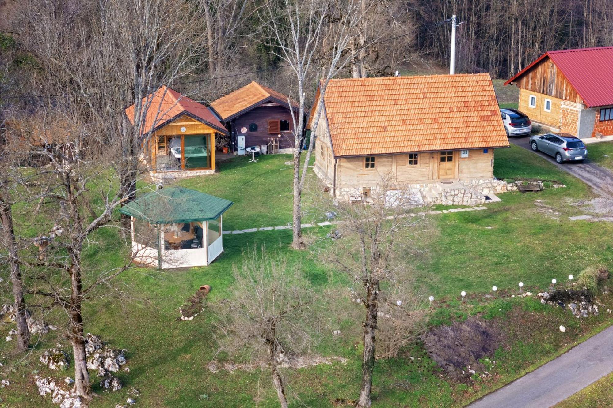 Double Paradise Holiday home Slunj